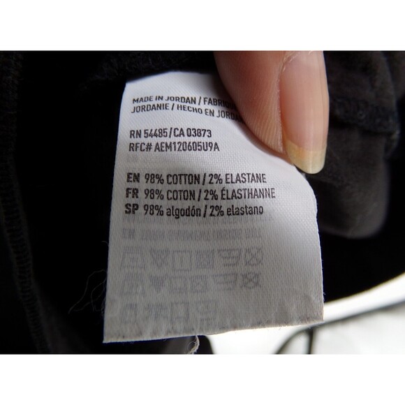 American Eagle Women's Black Corduroy Mini Wrap Skirt Size 4 snap button - Picture 6 of 8